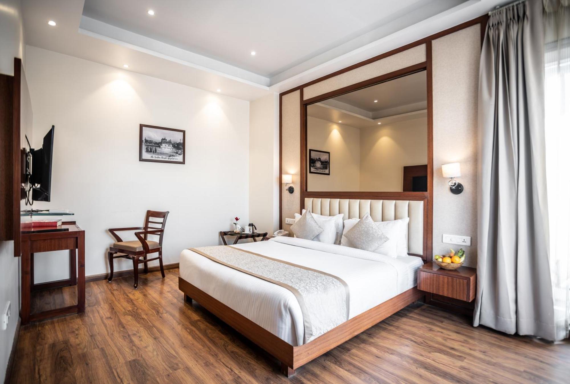 Amritara Sadka Amritsar Hotell Eksteriør bilde