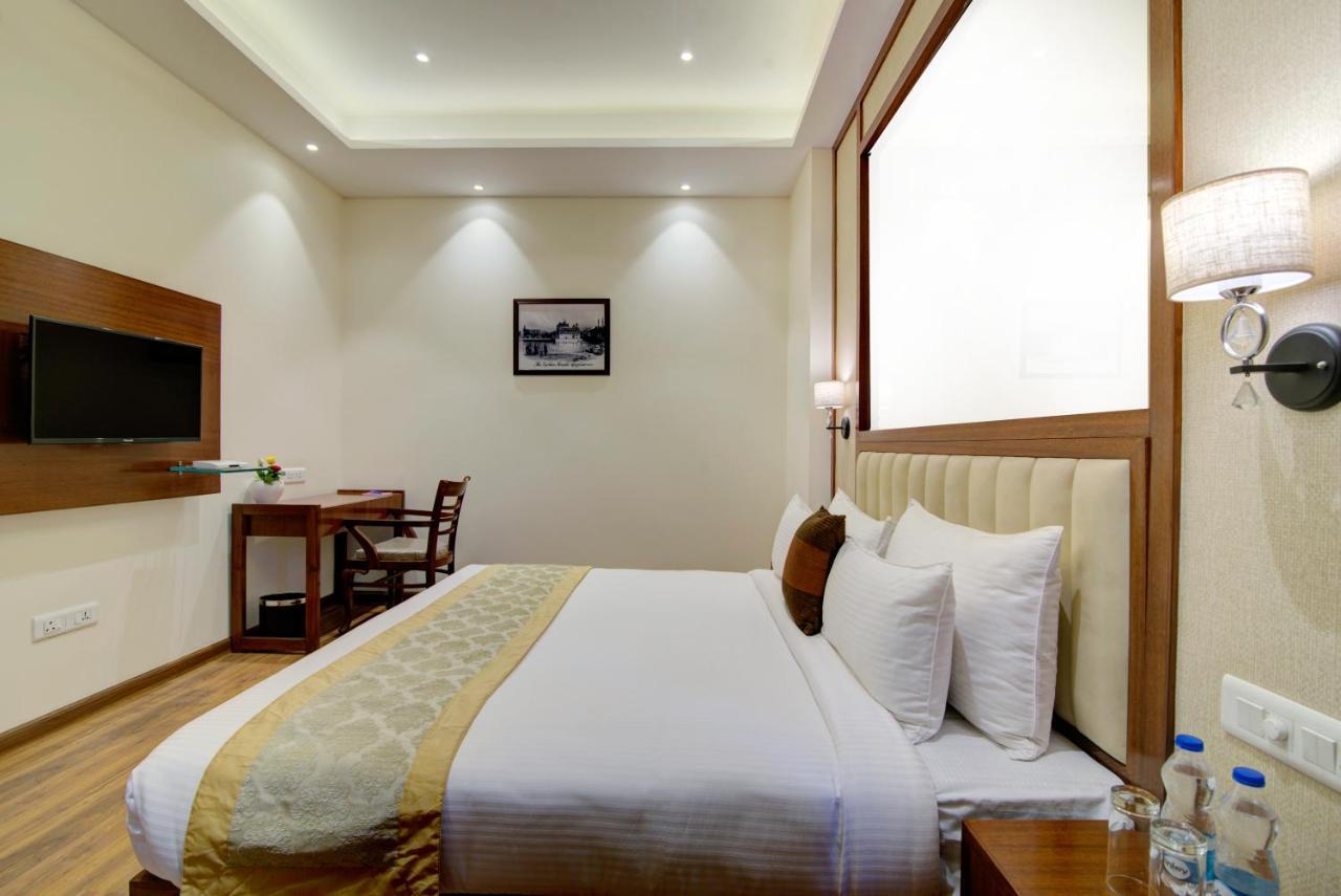 Amritara Sadka Amritsar Hotell Eksteriør bilde